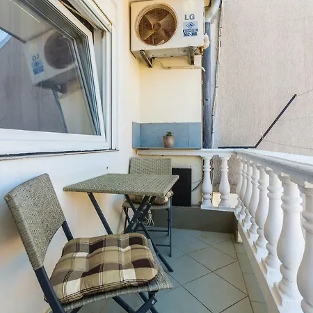 Denis Apartment *